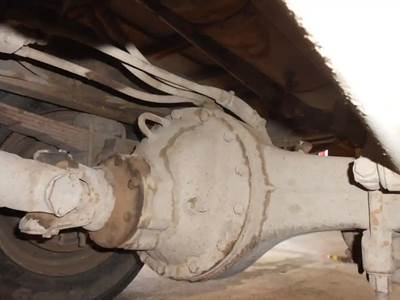 Meritor-Rockwell R170 Rear Differential for a 1987 Freightliner COE
