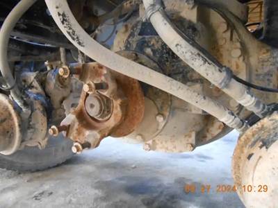 Meritor-Rockwell RR/RS23160 Rear Differential for a 2012 Volvo VNL