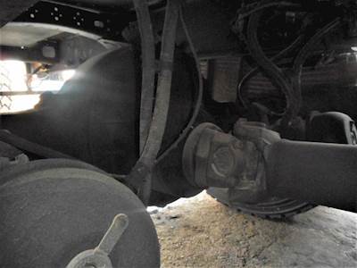 Meritor-Rockwell RS23240 Rear Differential for a 2005 Sterling ACTERRA