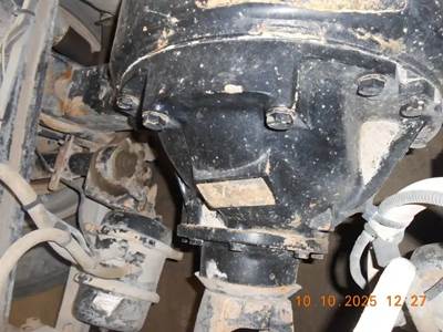 Meritor-Rockwell RT23160 Rear Differential for a 2006 Freightliner COLUMBIA