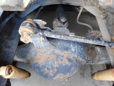 Dana DS404 Rear Differential for a 1995 Volvo VNL