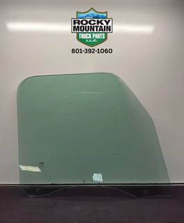 Freightliner Cascadia Door Window