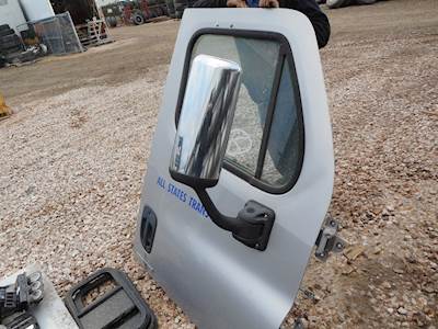 Freightliner Cascadia Right Door