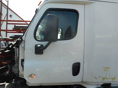 Freightliner Cascadia Left Door