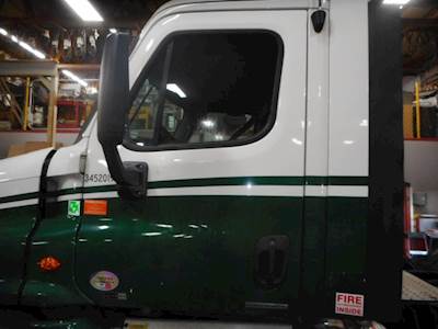 Freightliner Cascadia Left Door