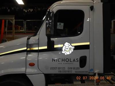 Freightliner Cascadia Left Door