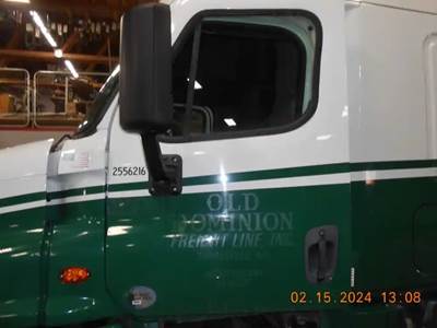 Freightliner Cascadia Left Door