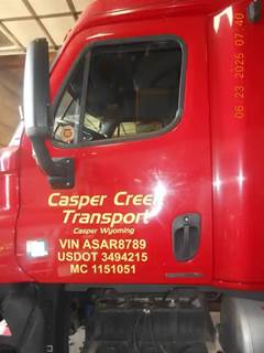 Freightliner Cascadia Left Door