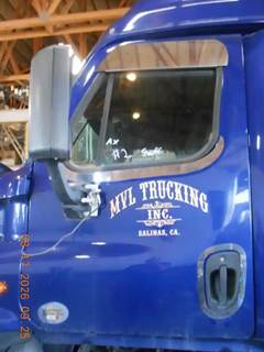 Freightliner Cascadia Left Door