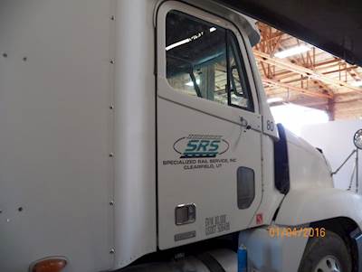 Freightliner Century Class Right Door