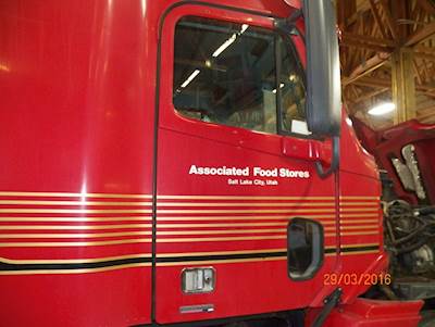 Freightliner Columbia Right Door