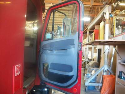 Freightliner Columbia 120 Right Door