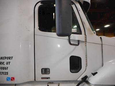 Freightliner Columbia Right Door