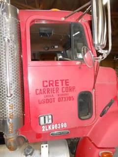 Freightliner FLD Right Door