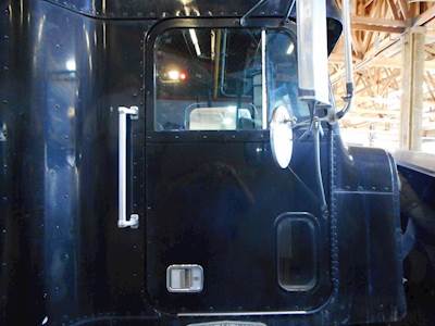 Freightliner FLD120 Right Door