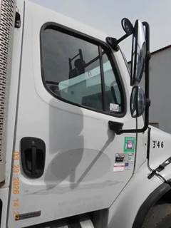 Freightliner M2 Right Door for a 2007 Freightliner M-2 BUSINESS CLASS