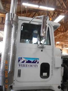 International 9370 Right Door