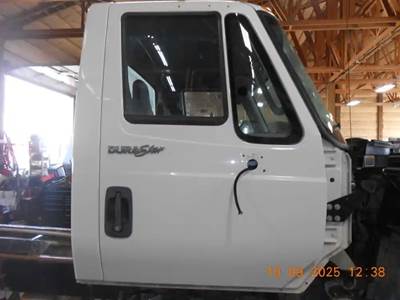International DuraStar Right Door