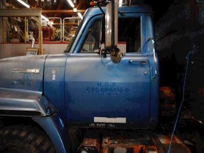 International Left Door