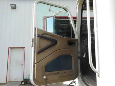 International Paystar 5500 Left Door