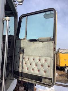 Kenworth T600 Right Door