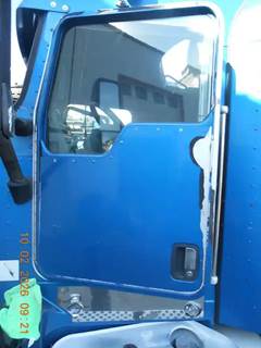 Kenworth T600 Left Door