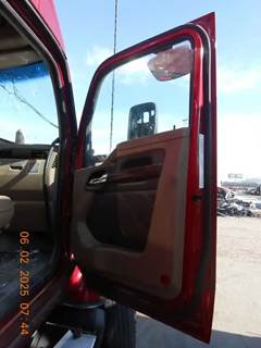 Kenworth T680 Right Door