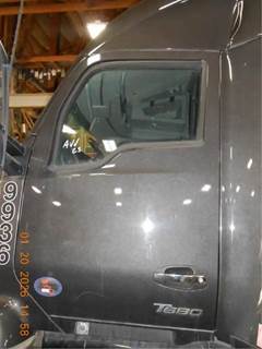 Kenworth T680 Left Door