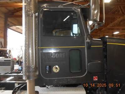 Peterbilt 367 Right Door