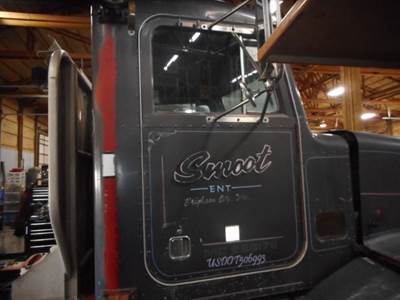 Peterbilt 377 Right Door