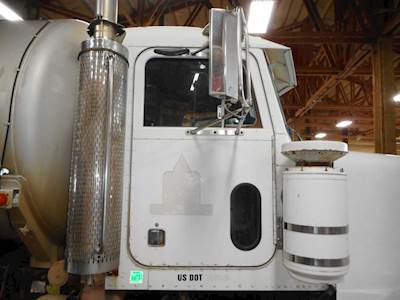 Peterbilt 378 Right Door