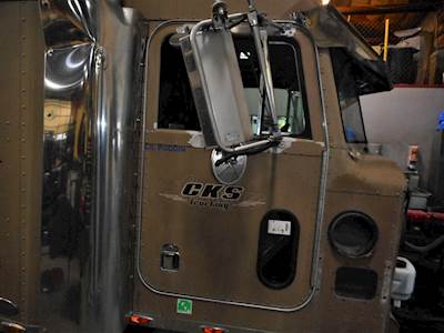 Peterbilt 379 Right Door