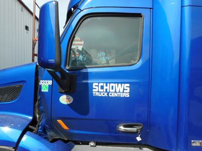 Peterbilt 579 Left Door