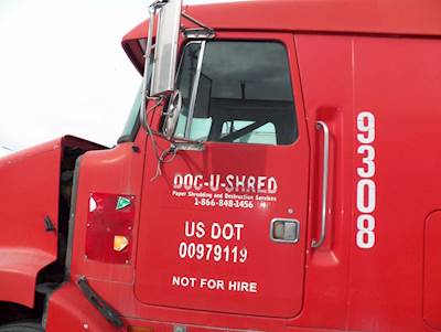 Volvo / WhiteGMC WIA Left Door for a 1994 Volvowhitegmc WIA