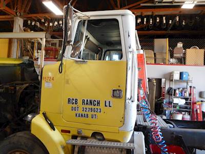 Volvo / WhiteGMC WIA Aero Left Door for a 1995 Volvowhitegmc WIA AREO SERIES