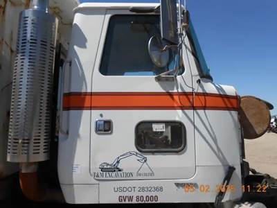 Volvo ACL64F Right Door