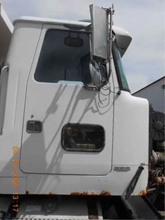 Volvo Autocar Right Door