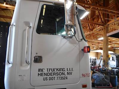 Volvo Coe Right Door