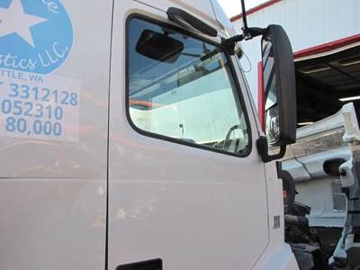 Volvo VNL Right Door