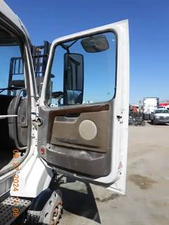 Volvo VNL Right Door