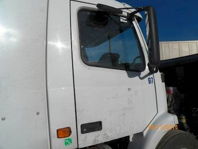 Volvo VNM200 Right Door
