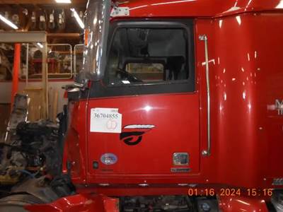 Western Star 5700 Left Door