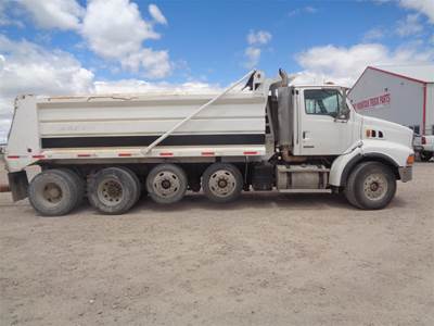 Sterling L9500 Quad Axle Dump Truck - Caterpillar, 13 Speed Manual