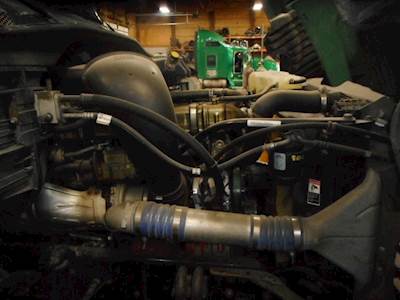 Detroit DD15 Engine Core for a 2011 Freightliner Cascadia