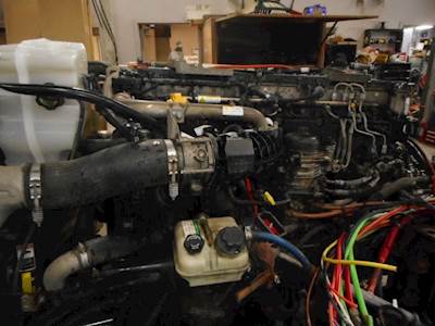Detroit DD15 Engine Core for a 2014 Freightliner Cascadia