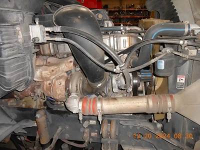 Detroit DD15 Engine Core for a 2015 Freightliner Cascadia