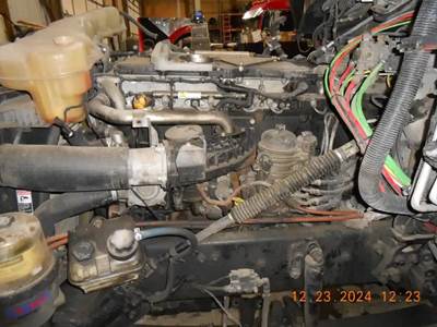 Detroit DD15 Engine Core for a 2017 Freightliner Cascadia