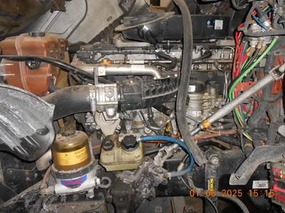 Detroit DD15 Engine Core for a 2016 Freightliner Cascadia