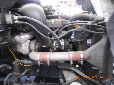 Detroit DD15 Engine Core for a 2015 Freightliner Cascadia