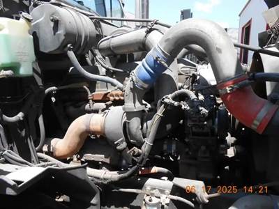 Detroit 9400 Engine for a 1998 International 9400